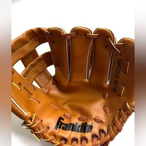 Franklin youth Baseball Mitt Glove Field Nylon stitched brown 9 in